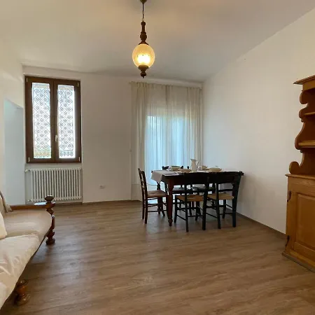 Apartment Nonno Dante - Casa Leccino