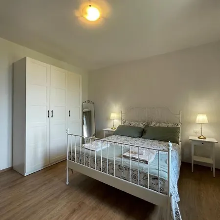 Apartment Nonno Dante - Casa Leccino